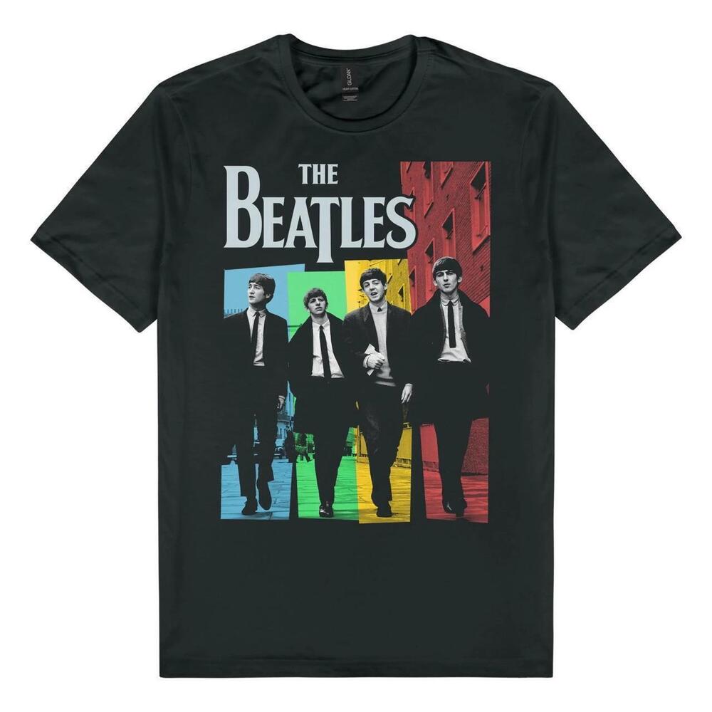 Rock Timeless Style With This Gildan Unisex Tee